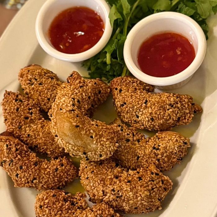Susamlı çıtır tulum peyniri.